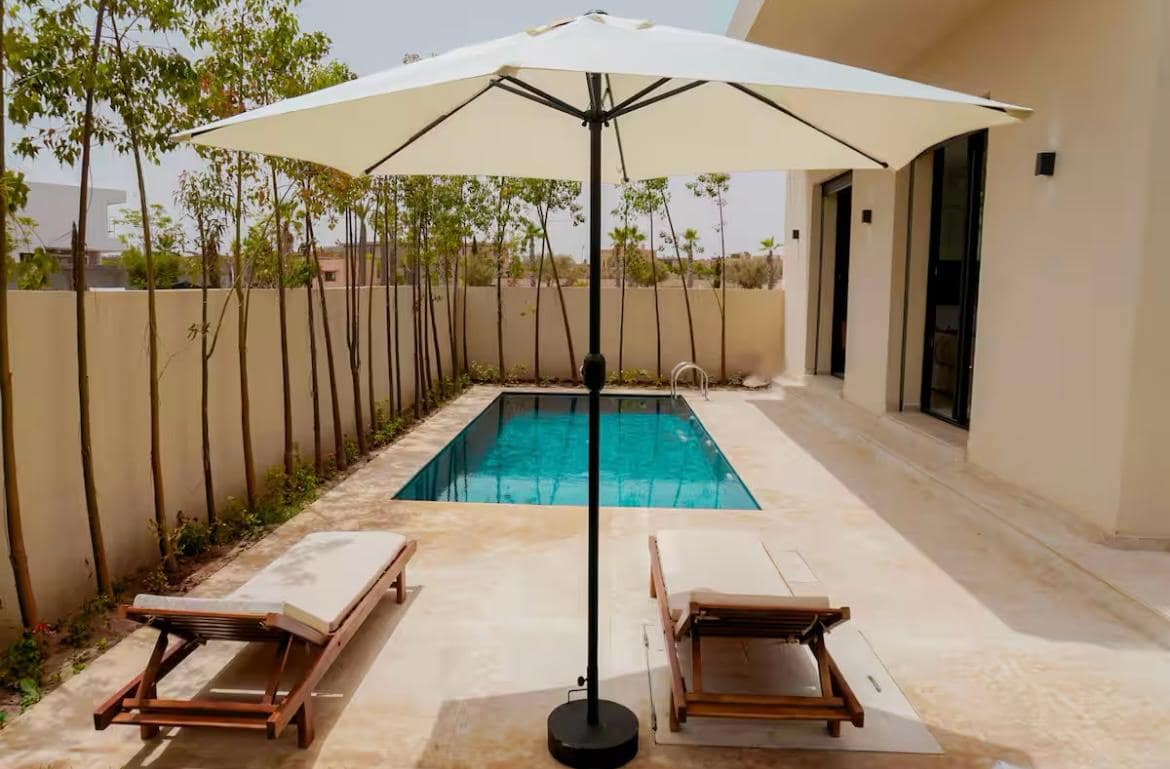 f49f2329-b0c2-4243-b9dd-ef2021326cc9 2