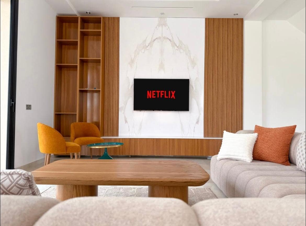 c7109683-7215-49d7-98a6-3f793e797cdb 2