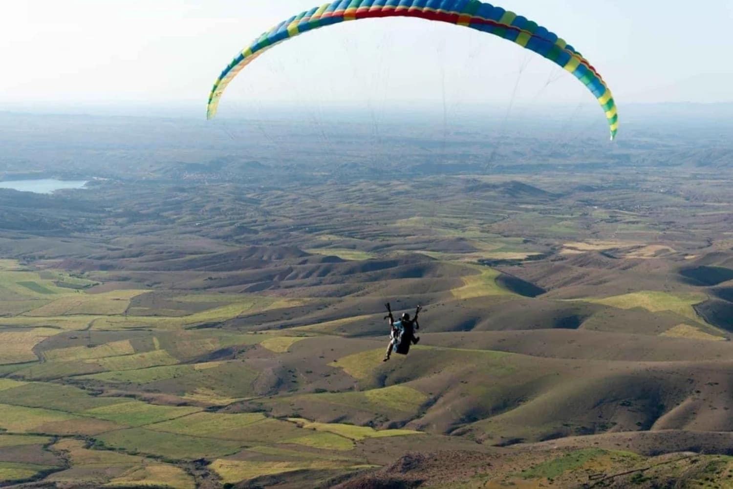 paragliding-adventure-with-agafay-desert-atlas-mnt-views-4017915