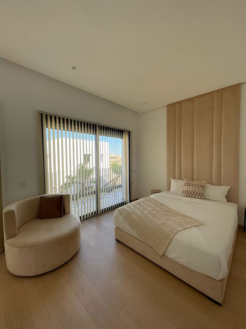 44902960-e6a8-480d-b1ef-dbf0fa1826bd