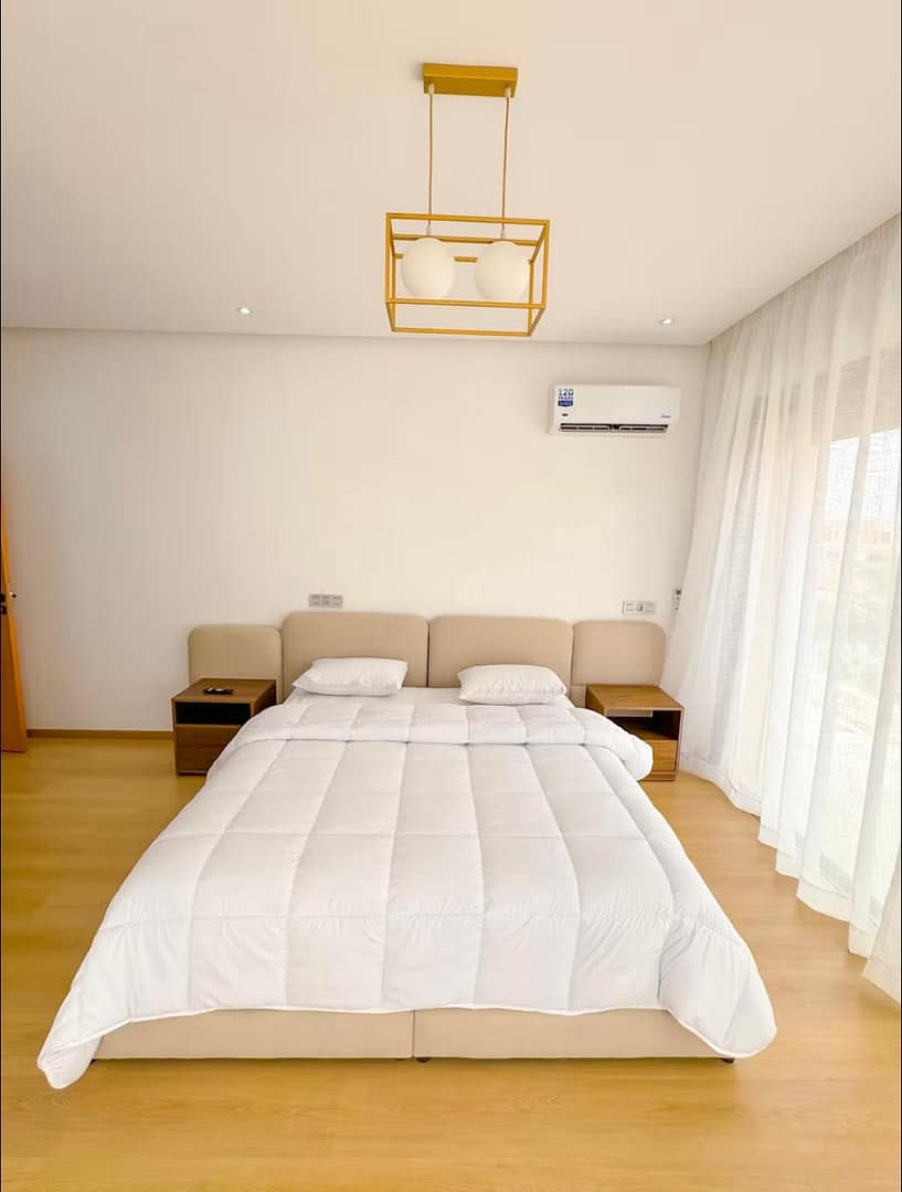 b184ad87-6988-4c6b-9ac8-65623d1b28a0 2